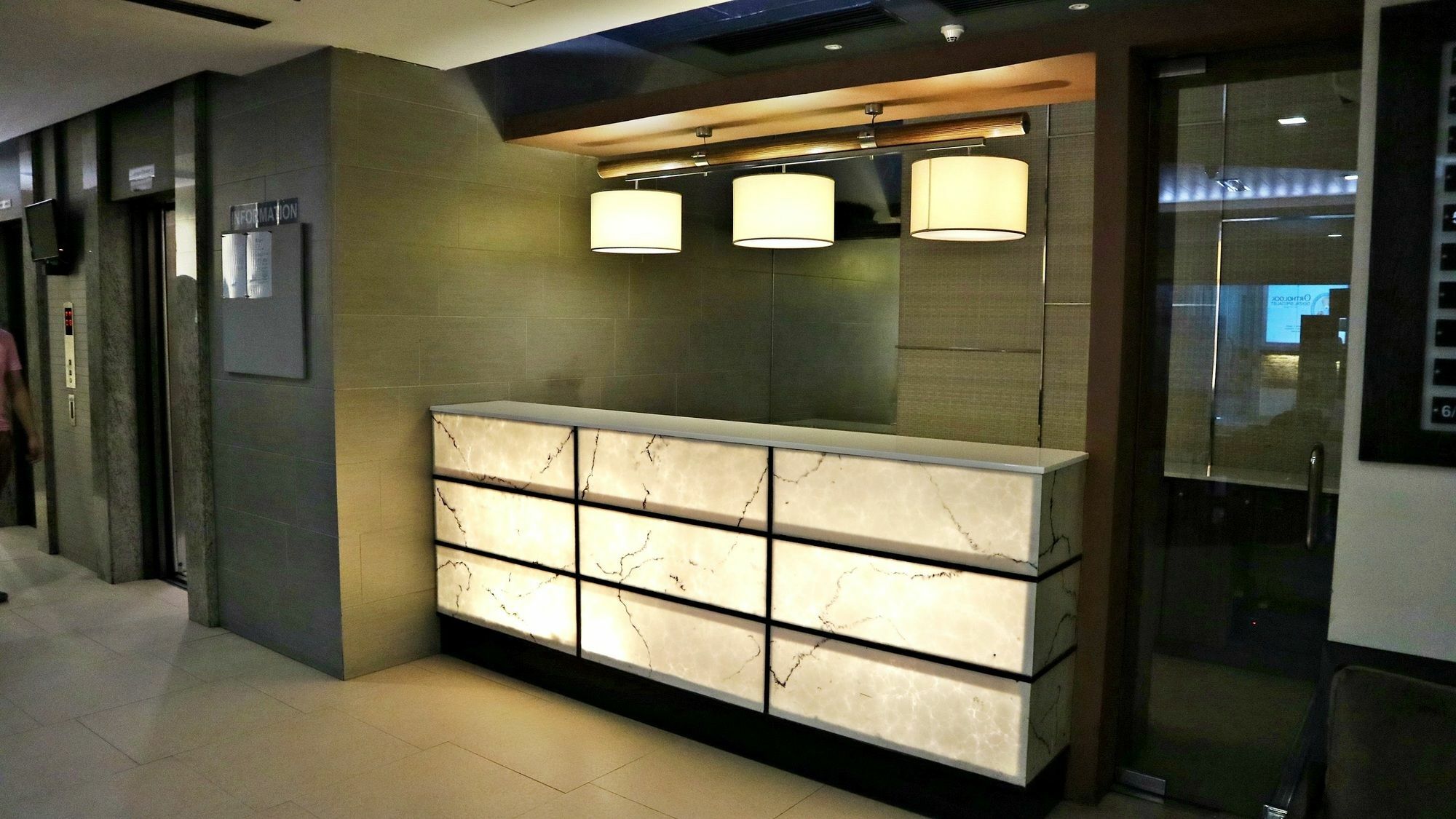Antel Serenity Suites At Poblacion Makati San Pedro Makati Exterior foto